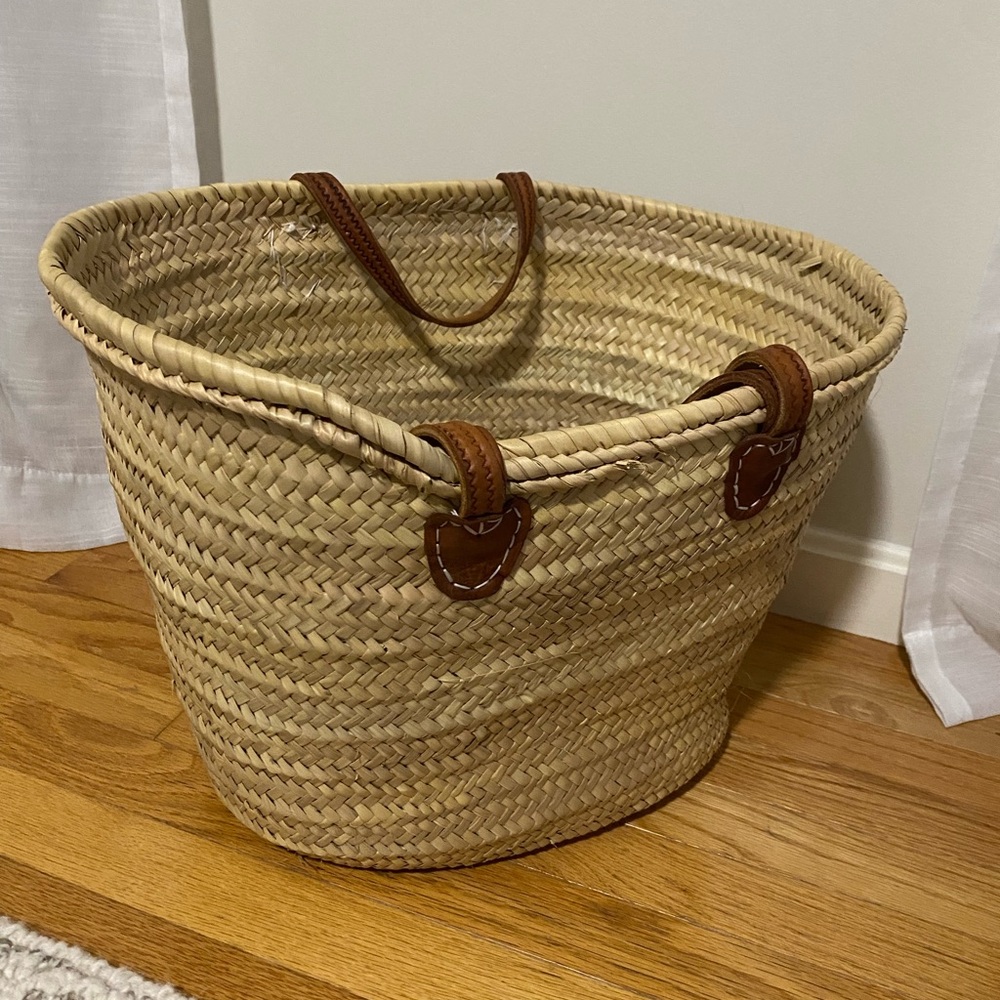 Woven Straw Tote with Four Straps